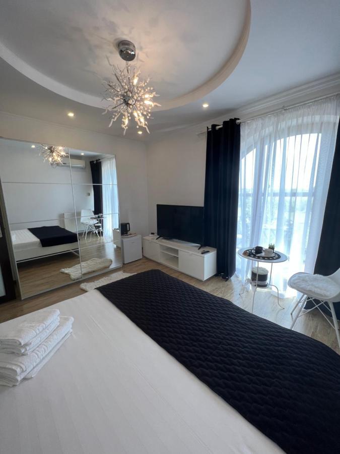Ami Residence Bucharest Airport,Therme&Free Parking Otopeni Bagian luar foto